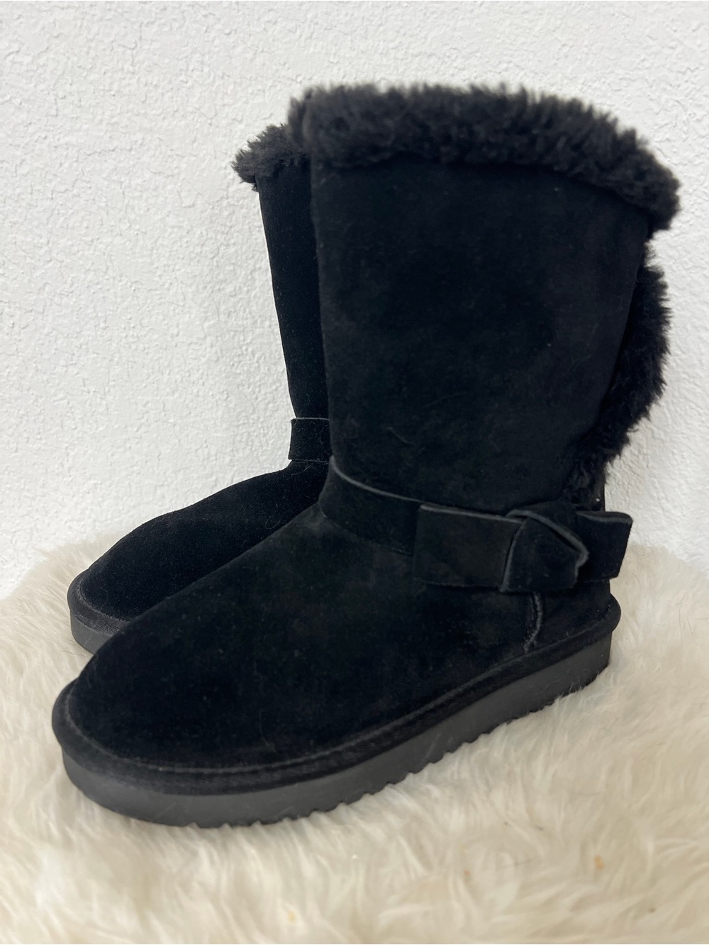 Ugg Koolaburra Black Suede Shearling-Trim Winter Boots ~ size women’s 5 (NEW)